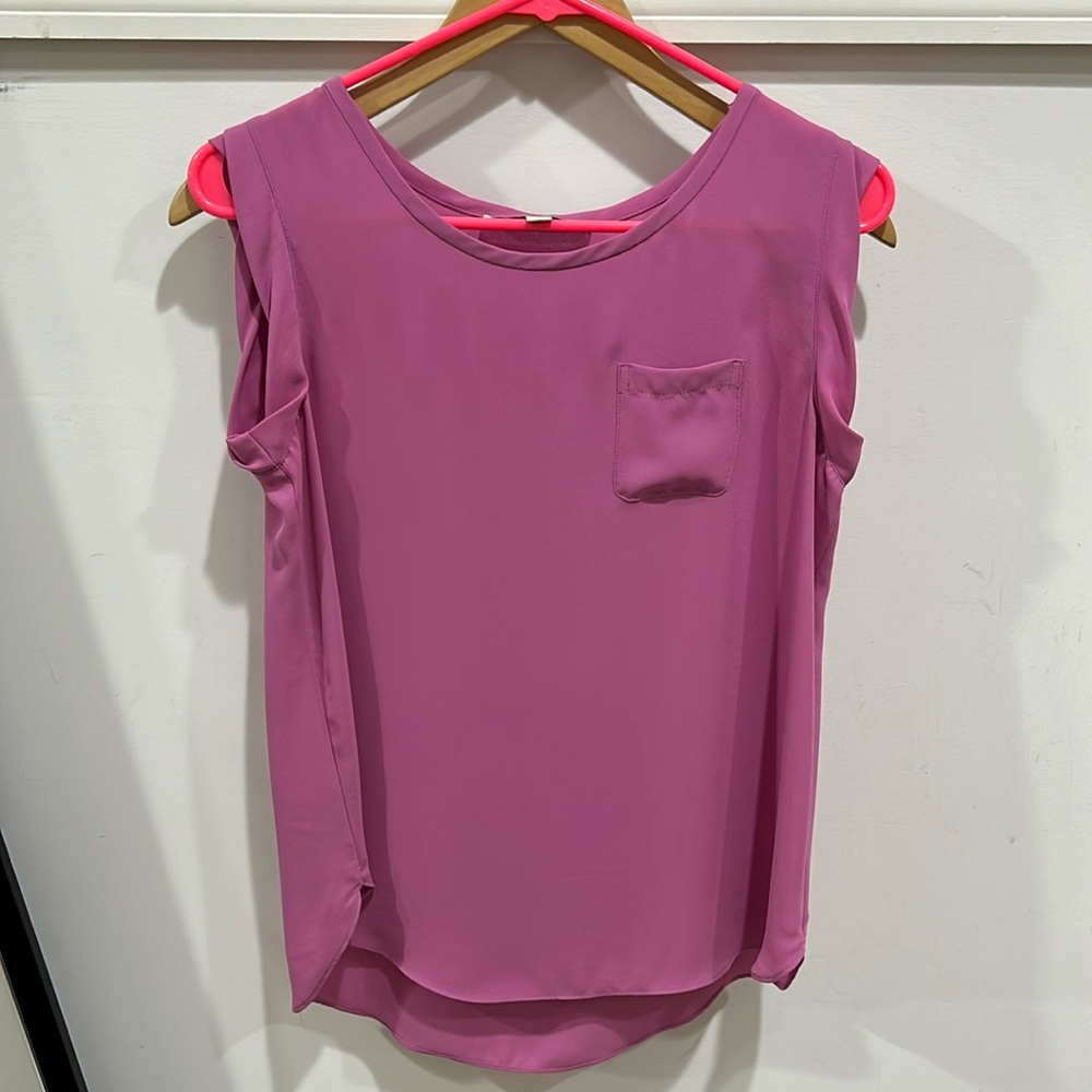 Excellent condition pink Loft top